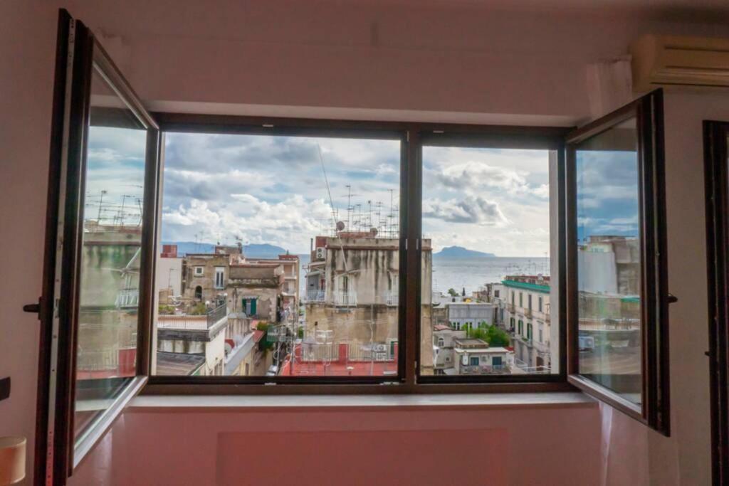 Ferienwohnung La Finestra Sul Golfo Neapel Exterior foto