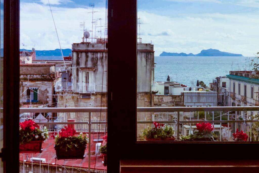 Ferienwohnung La Finestra Sul Golfo Neapel Exterior foto